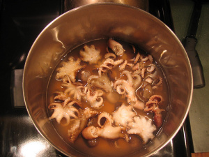 octopus in a pan