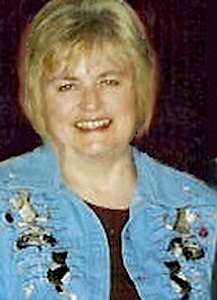 lyn-in-cat-shirt-large