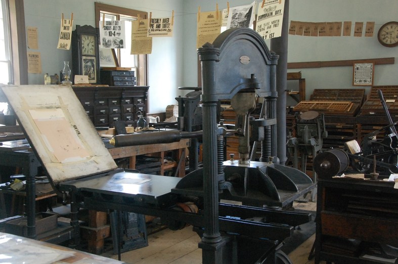 news-744308_1920 (1)